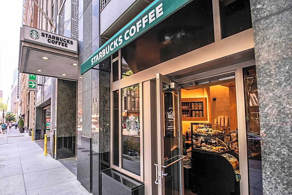 Courtyard by Marriott Chicago Downtown/Magnificent Mile