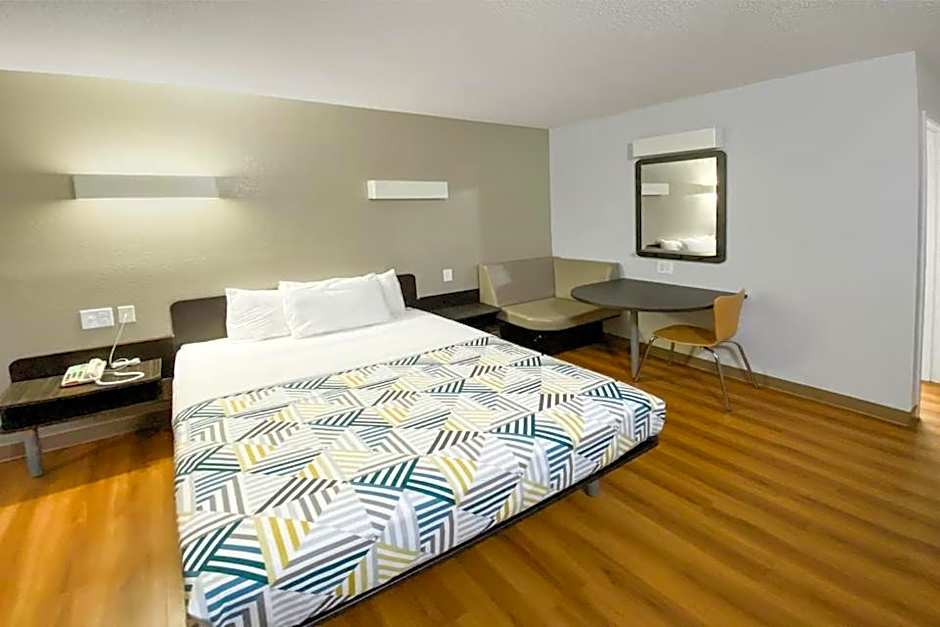 Motel 6-Salisbury, MD