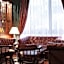 The Mayflower Hotel
