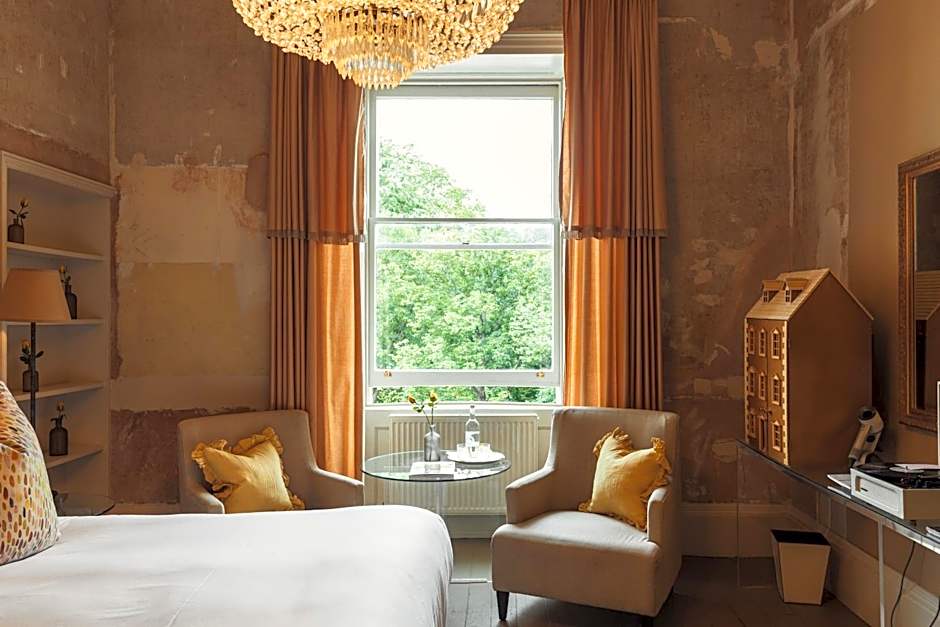 No 15 by GuestHouse, Bath