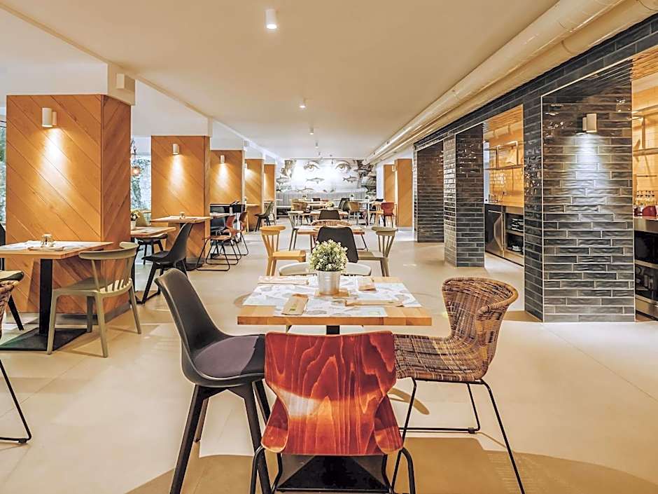 ibis Styles Golden Sands Roomer Hotel