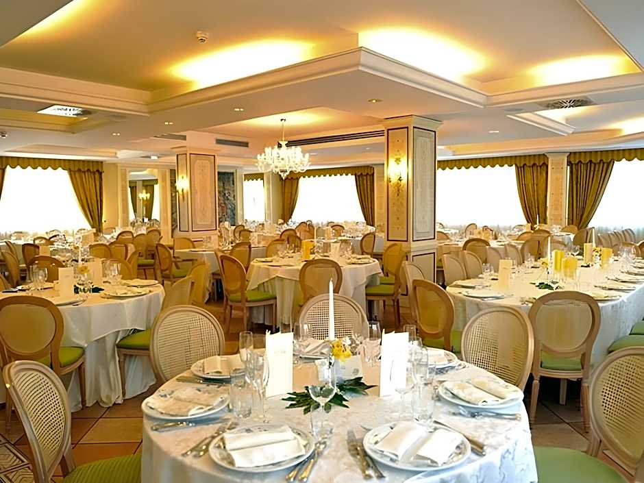 Hotel Tuder