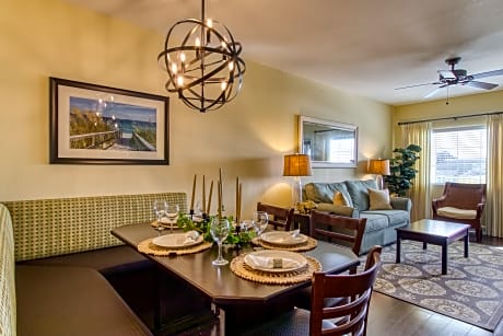 Double Queen One Bedroom Suite