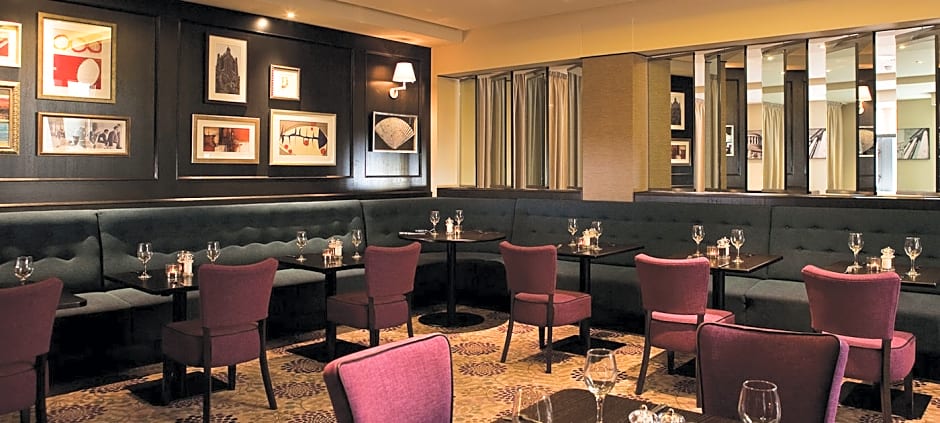 Leonardo Hotel Dublin Christchurch - Formerly Jurys Inn