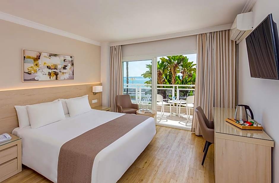 Hotel Las Arenas, Affiliated by Melia