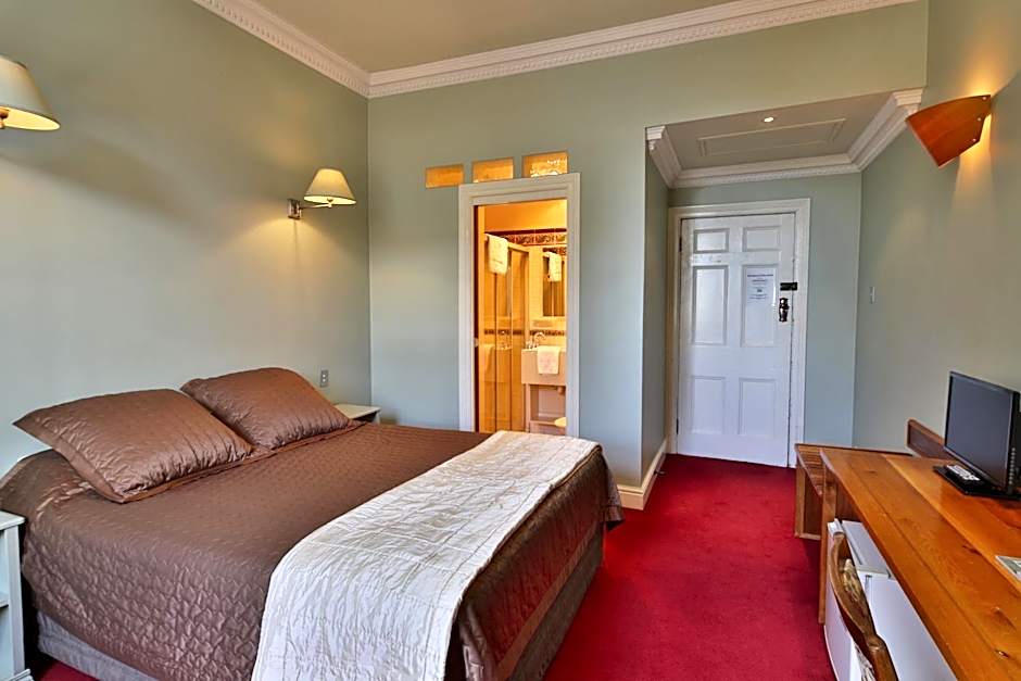 Astor Private Hotel