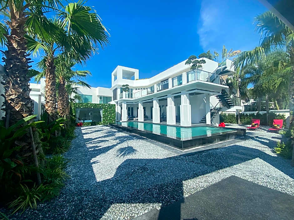 Hollywood Pool Villa Jomtien Beach