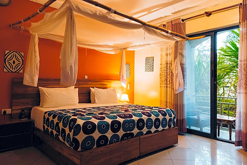 Heaven Restaurant & Boutique Hotel