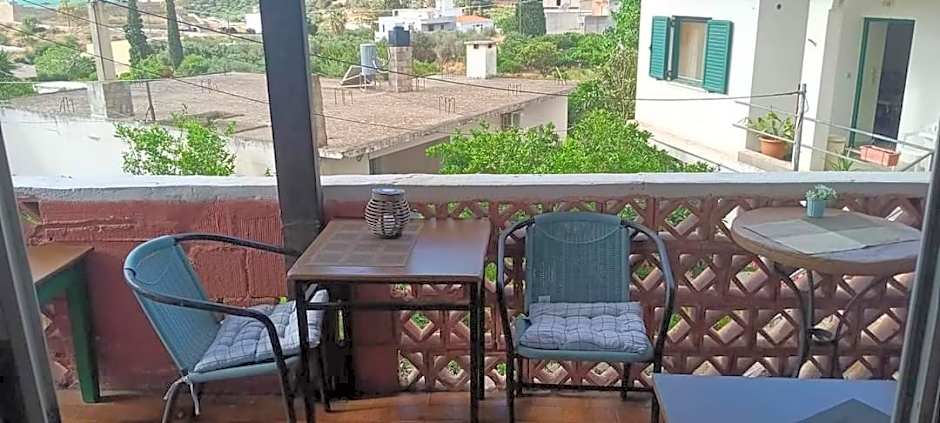 Hotel zakros rooms-restaurant