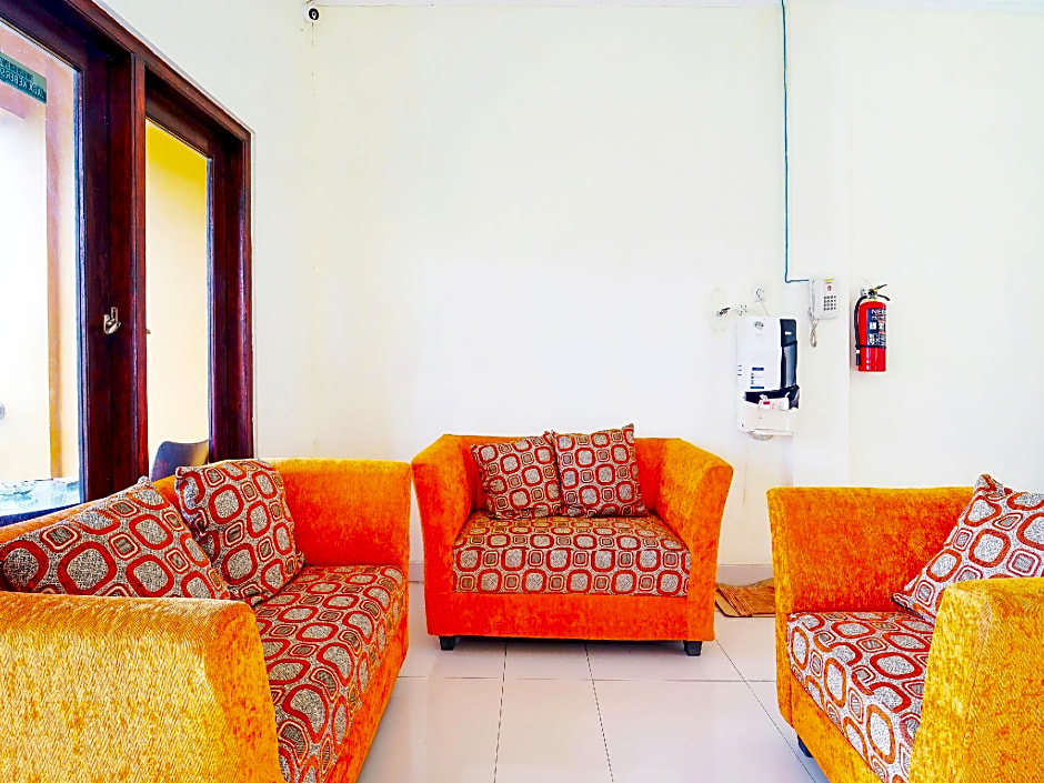 Collection O 91345 Myroom Hotel