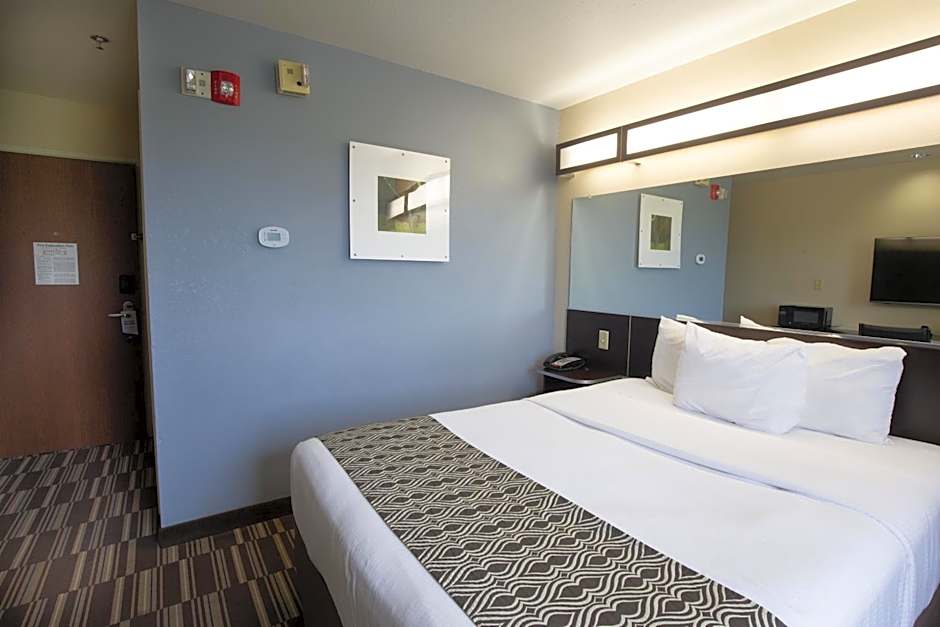 Microtel Inn & Suites By Wyndham Waynesburg