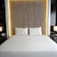 Chaisaeng Palace Hotel