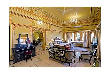 Grand Historical Suite