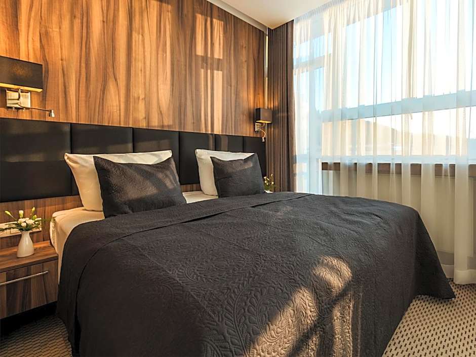 Diuna Beskidy Ustroń - dawny Kolejarz