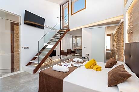 Suite with Private Pool