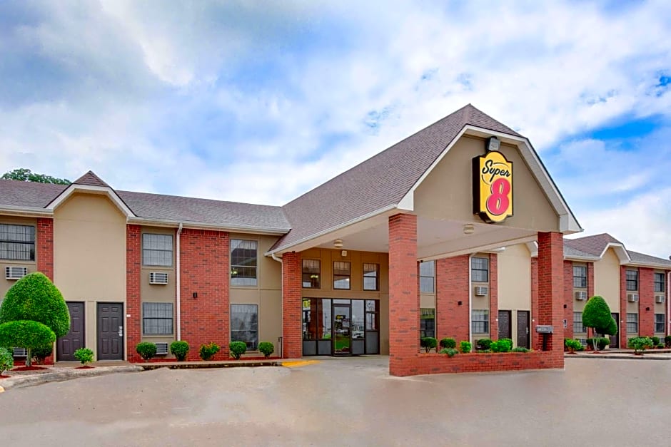 Super 8 by Wyndham Morrilton