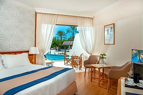 Superior Room with Land View (2 Adults+1child)