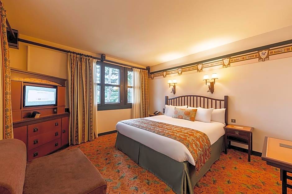 Disney Sequoia Lodge