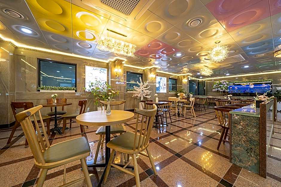 Taebaek Hotel