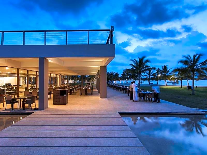 Amaya Beach Pasikudah