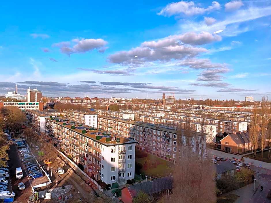 XO Hotels Blue Tower