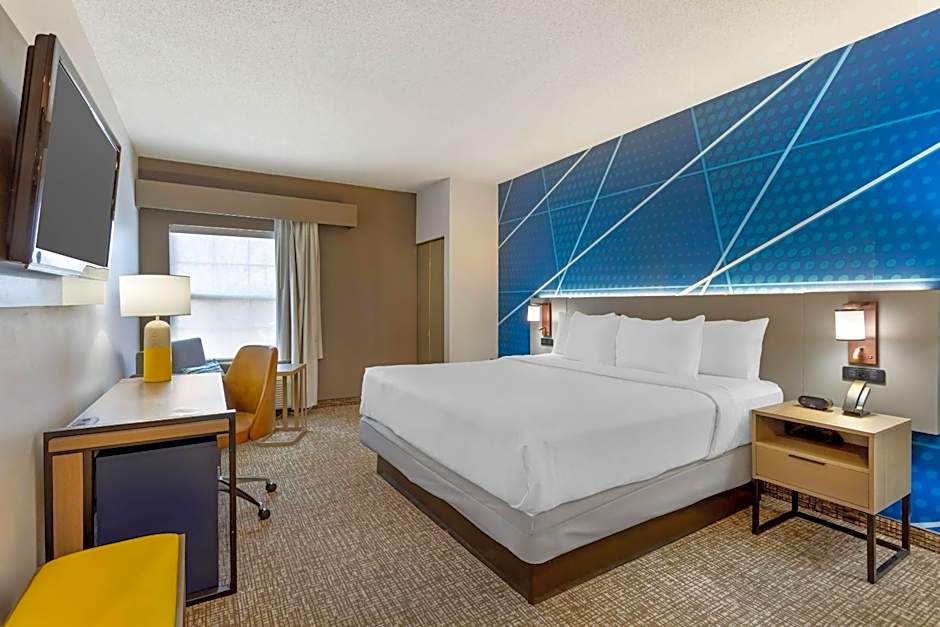 Comfort Suites East Brunswick - South River