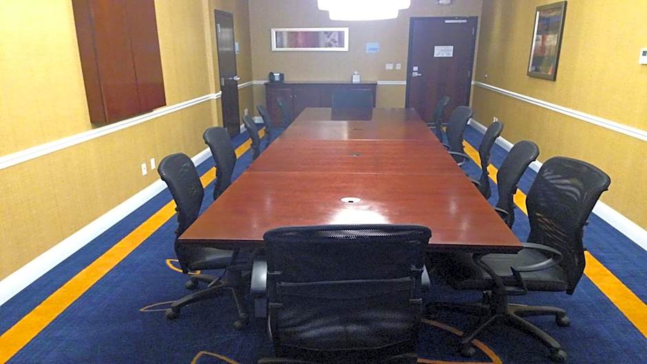 Holiday Inn Express and Suites Columbia University Area By IHG