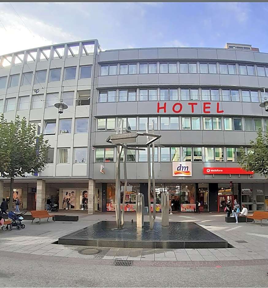 Hotel Stadt Hamburg am Fluss Saarbrücken by Klassen Stay