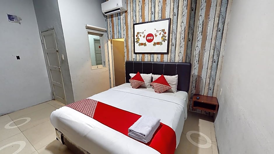 Super OYO 360 Mangaan Residence