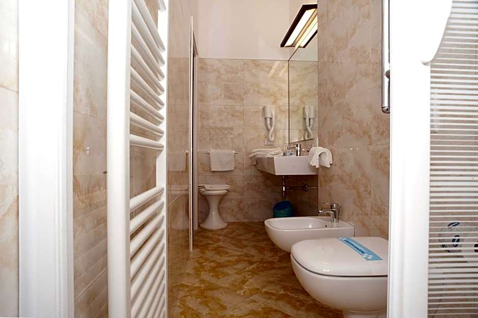 Hotel Milano Helvetia - in centro con piscina