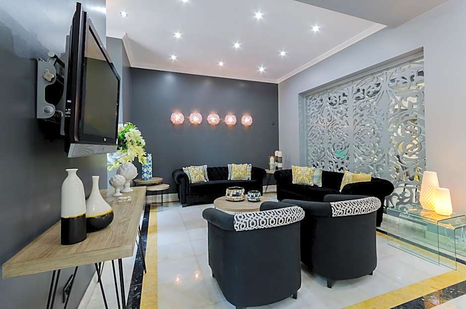 Avenida Park Residence