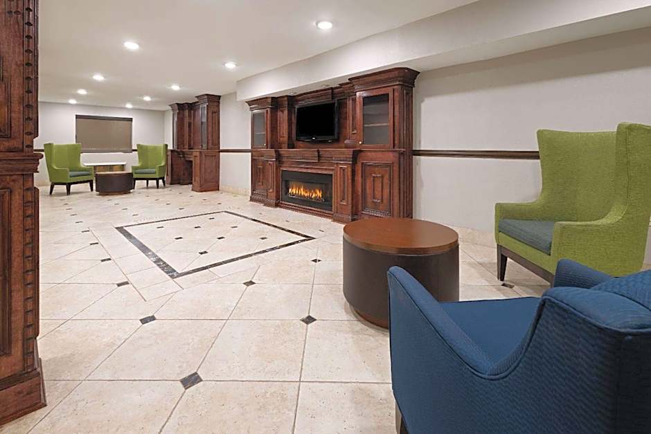 Days Inn by Wyndham Jackson Downtown