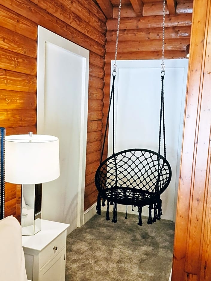 Kaoglen Apollo-Hot tub-Cairngorms-Pet friendly