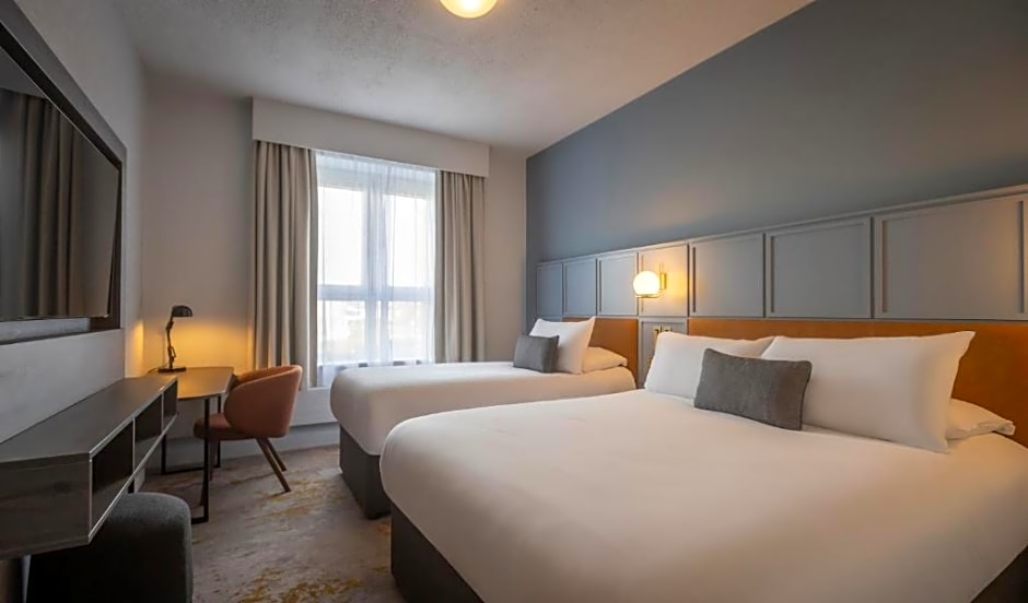 Leonardo Hotel Galway - Formerly Jurys Inn