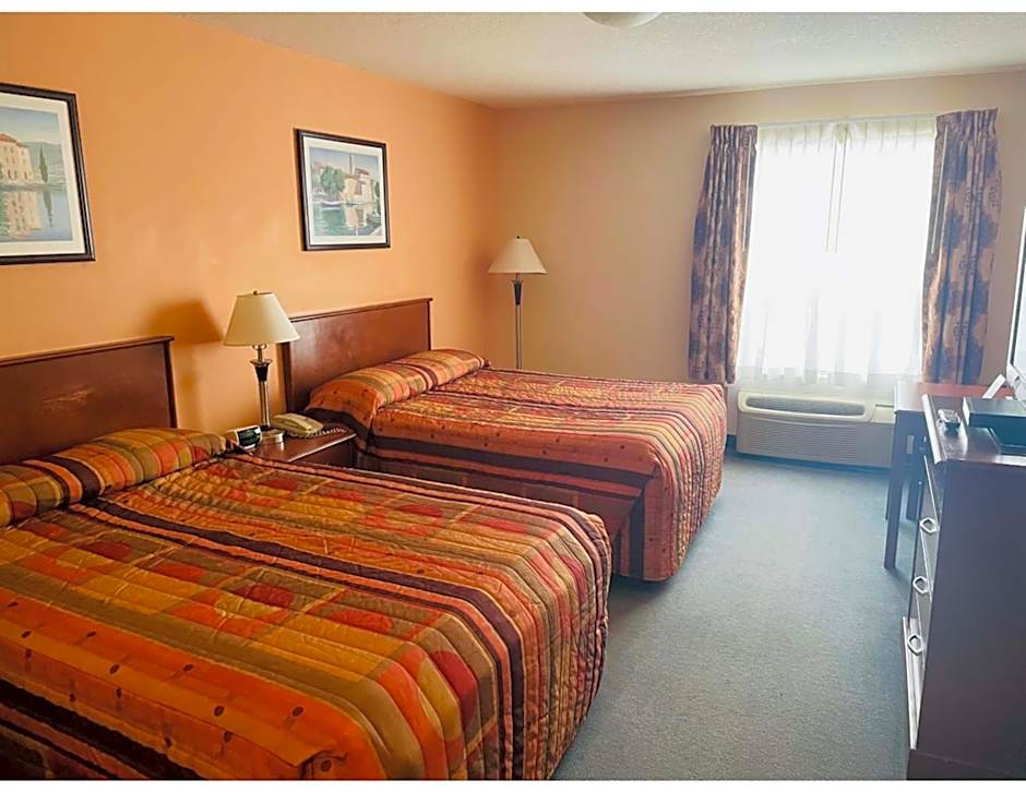 Aurora Park Inn & Suites