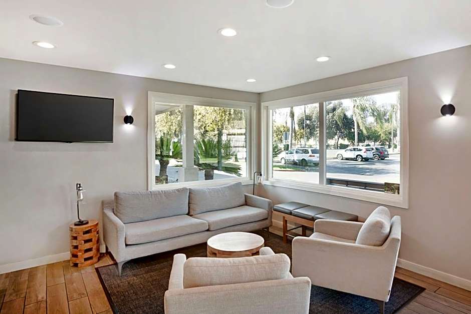 Best Western Shadow Inn