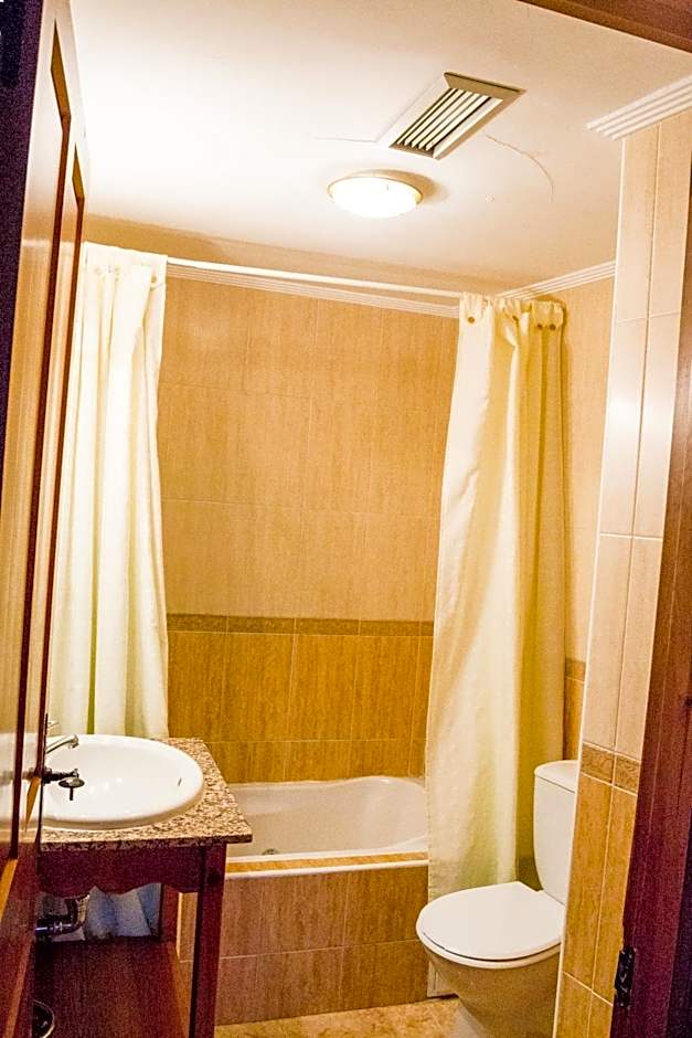 El Roble Hotel Restaurante