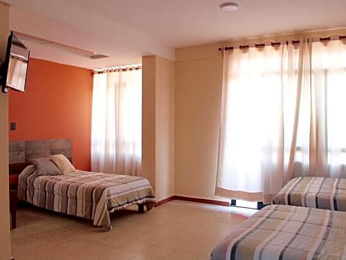 Hotel Galaxia