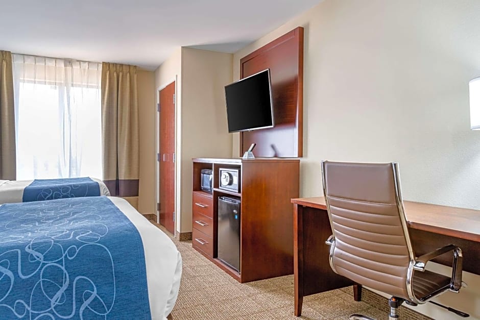 Comfort Suites Savannah Gateway I-95