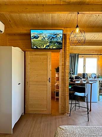 Deluxe Bungalow
