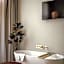 FINCH Boutique Hotel, downtown
