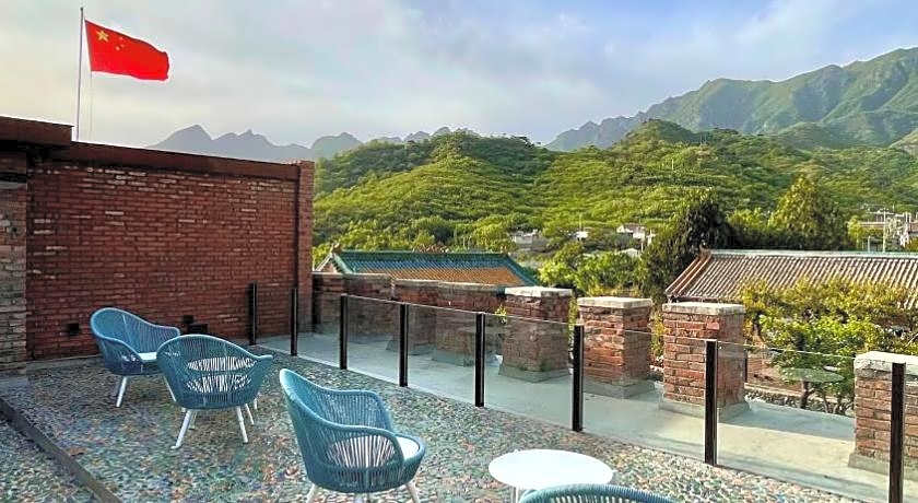 Brickyard Retreat at Mutianyu Great Wall