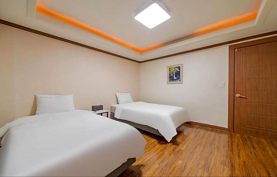 Donghae Gloria Hotel