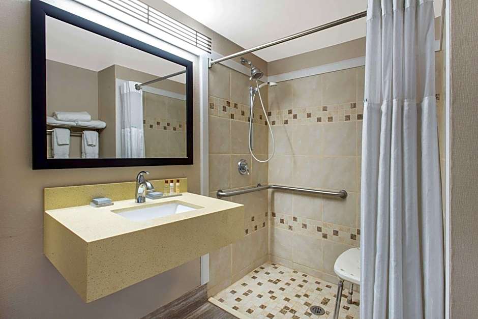 Wingate By Wyndham Indianapolis Airport Plainfield