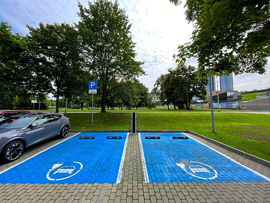 Riga Islande Hotel with FREE Parking