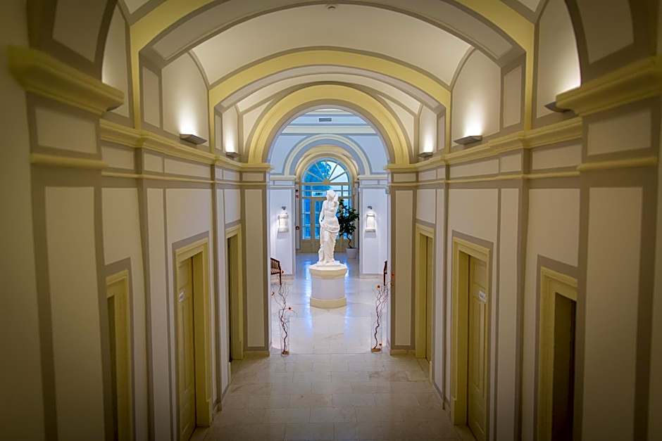 Rimske Terme Resort - Hotel Zdraviliški dvor