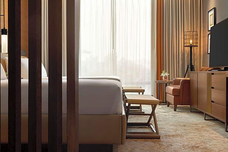 Hoodoo Moab, Curio Collection By Hilton