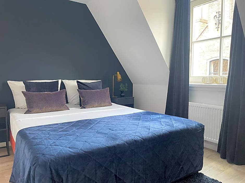 The Roosevelt Apartments