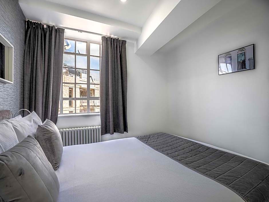 Chelsea Cloisters Serviced Apartments
