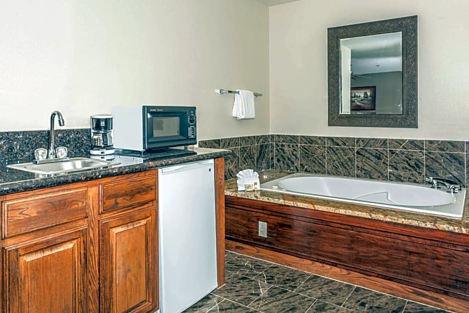 Days Inn by Wyndham Colorado Springs Air Force Academy